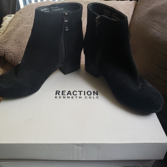 Kenneth Cole Road Stop Booties - Picture 1 of 1
